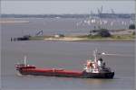 Die 2006 gebaute GLOBAL HELIOS (IMO 9349980) am 01.05.2011 Weser aufwrts fahrend. Sie ist 120 m lang, 16 m breit und hat eine GT von 5164. Heimathafen ist St. Johsn's (Antigua and Barbuda).