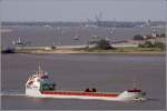 Die 2005 gebaute AMANDA (IMO 9312688) fhrt am 30.04.2011 frisch berholt Weser abwrts. Sie ist 106 m lang, 14 m breit und hat eine GT von 3870. Heimathafen ist Willemstad (Niederlndische Antillen). Im Hintergrund beginnt vor Nordenham die Aufstellung fr den Rekordversuch zur lngsten Sportbootparade der Welt.