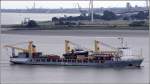 Die 1997 gebaute WILMA (IMO 9147679) fhrt am 11.07.2011 mit interessant gemischter Fracht - u.a. dem Shoalbuster MCS LENIE - Weser abwrts. Sie ist 152 m lang, 20 m breit, hat eine GT von 8.388 und eine DWT von 9.941. Heimathafen ist St. John's (Antigua and Barbuda).