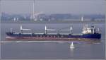 Die 1999 gebaute IRYDA (IMO 9180384) am 25.09.2011 Weser aufwrts fahrend. Sie ist 200 m lang, 24 m breit, hat eine GT von 21.387 und eine DWT von 34.946 t. Heimathafen ist Limassol (Zypern). Die drei Deckskrne haben eine Tragkraft von je 30 t.