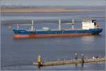 Die 2004 gebaute CL HANSE GATE (IMO 9283540) am 07.04.2012 Hhe Bremerhaven Weser aufwrts fahrend. Sie ist 185 m lang, 23,5 m breit, hat eine GT von 18.825 und eine DWT von 27.781 t. Sie fhrt unter der Flagge von Antigua and Barbuda mit Heimathafen St. John's.