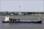 Die 1985 gebaute STAR FRASER (IMO 8309842) am 14.08.2012 Weser abwrts fahrend. Sie ist 187 m lang, 29 m breit, hat eine GT von 25.345, eine DWT von 40.850 und kann auch 1.064 TEU transportieren. Heimathafen ist Bergen (Norwegen).