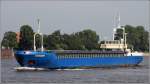 Die 1980 gebaute EMSRIFF (IMO 7920388) ist am 01.08.2012 Weser aufwrts unterwegs. Sie ist 74 m lang, 9,5 m breit, hat eine GT von 1.022 und eine DWT von 1.089 t. Heimathafen ist Emden. Frherer Name: WARFLETH.