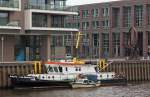 Der  Schwan von Oldenburg  im Wendehafen vor der Agentur fr Arbeit.... (28.03.2013)