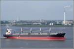 Die 2004 gebaute, in Panama registrierte BUNGO SPIRIT (IMO 9290995) am 22.08.2007 Weser abwrts fahrend bei Bremerhaven. Sie ist 182 m lang, 32 m breit und hat eine GT von 27989.