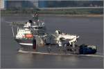 Die 2007 gebaute OLYMPIC TRITON (IMO 9383754) fhrt am 28.04.2014 Weser aufwrts. Dieser Offshore-Versorger ist 95 m lang, 20,5 m breit, hat eine GT/BRZ von 5.947 und eine DWT von 4.900 t. Sie verfgt ber einen 150-t-Kran, einen 25-t-Kran und eine Helideck. Heimathafen ist Fosnavag (Norwegen).