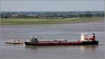 Die 1983 gebaute CSL RHINE (IMO 8008450) fährt am 30.05.2014 die Weser aufwärts. Dieser selbstentladende Bulk Carrier ist 118 m lang, 20,5 m breit, hat eine GT/BRZ von 6.944 und eine DWT von 10.110 t. Heimathafen ist Valletta (Malta). Frühere Namen: TINNES, GENERAL BONIFACIO.