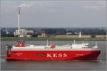 Die 2005 gebaute THAMES HIGHWAY (IMO 9316294) ist am 22.08.2014 auf der Weser Richtung Nordsee unterwegs. Sie ist 147 m lang, 26 m breit, hat eine GT von 23498 und eine Kapazität von 1.600 Fahrzeugen. Heimathafen ist Nassau auf den Bahamas. 