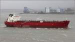 Die 2014 gebaute STI VIRTUS (IMO 9686699) fährt am 22.10.2014 Höhe Bremerhaven Weser abwärts. Dieser Tanker ist 183 m lang, 32 m breit, hat eine GT/BRZ von 29.735 und eine DWT von 50.148 t. Heimathafen ist Majuro (Marshall Islands).
