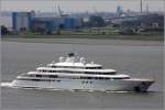 Die 2015 bei Lürssen gebaute Megayacht fährt am 17.06.2015 noch unter dem Projektnamen TATIANA (IMO 9648788) zu einer Probefahrt in die Nordsee. Die 124 m lange und 20 m breite Yacht soll künftig unter dem Namen GOLDEN ODYSSEY und unter der Flagge der Bermudas fahren.
