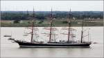 Die 1921 auf der Germania-Werft in Kiel gebaute SEDOV während der Einlaufparade der Sail 2015 in Bremerhaven. 12.08.2015