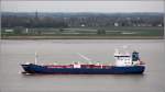 Die 2003 gebaute STELLA VIRGO (IMO 0265249) fährt am 29.04.2015 Höhe Bremerhaven Weser aufwärts. Dieser Tanker ist 104,53 m lang und 15,2 m breit, hat eine GT/BRZ von 4.074 und eine DWT von 4.999 t. Heimathafen ist Dordrecht (Niederlande). Früherer Name: HORIZON LAVA.