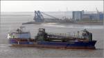 Die 2001 gebaute und 2005 umgebaute NORDNES (IMO 9229910) passiert am 03.02.2016 Bremerhaven. Bei diesem Schiff handelt es sich um ein Flexible Fallpipe Vessel. Damit knnen zur Befestigung von Pipelines, Kabeln, Offshore-Fundamenten u.. Steine durch ein flexibles Rohr in Wassertiefen bis zu 1.200 m punktgenau geschttet werden. Die NORDNES ist 166 m lang und 26 m breit, hat eine GT/BRZ von 18.226 und eine DWT von 26.238 t. Fr den Hauptantrieb steht eine Maschinenleistung von 7.300 kW zur Verfgung. Fr das Positionierungssystem stehen zustzlich 3 Bugstrahlrude mit zusammen 3.900 kW, ein Heckstrahlruder mit 1.000 kW und zwei einziehbare Azimuth-Strahlruder mit je 1.700 kw zur Verfgung. Heimathafen ist Rotterdam (Niederlande). Frhere Namen: ROCKNES, KVITNESS. 
Sehr informativ und anschaulich ist die Seite: www.nordnes.nl/rockinstallation.php