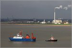 Die 1993 gebaute WALTHER HERWIG III (IMO 9048392) kommt am 16.04.2016 von einer Forshungsreise zu ihrem Heimathafen Bremerhaven zurück. Sie ist 65 m lang, 15 m breit und hat eine GT von 2131. Die WALTHER HERWIG III ist ein Fischereiforschungsschiff der Bundesanstalt für Landwirtschaft und Ernährung.