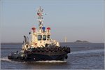 Die 2005 gebaute SVITZER MALLAIG (IMO 9317901) auf der Weser Höhe Bremerhaven. Sie ist 30 m lang, 11,5 m breit, hat eine Maschinenleistung von 4.340 kw und einen Pfahlzug von 70 t. Heimathafen ist IJmuiden (Niederlande). 31.08.2016