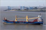 Die 2011 gebaute BBC MONT BLANC (IMO 9508433) steuert am 02.10.2016 den Fischereihafen in Bremerhaven an. Dieses Mehrzweckschiff ist 125,800 m lang und 22,30 m breit, hat eine GT/BRZ von 8.255, eine DWT von 9.363 t und kann auch 390 TEU transportieren. Heimathafen ist St. John's (Antigua and Barbuda). 