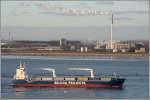 Die 2008 fertiggestellte BELUGA SKYSAILS (IMO 9399129) verlsst am 22.01.2008 die Weser zu ihrer ersten Erprobungsreise. Bekannt wurde das Schiff dadurch, dass es mit Hilfe eines Segels Treibstoff sparen will. Diese Segel wird in dem kleinen weien Mast in Bugnhe befestigt. Die BELUGA SKYSAILS ist 132,20 m lang, 15,87 m breit und hat eine GT/BRZ von 6296. Heimathafen ist Bremen.