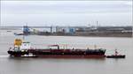 Die 2006 gebaute AURELIA (IMO 9327102) hat am 28.12.2016 mit Schlepperunterstützung den Fischereihafen in Bremerhaven verlassen. Dieser Tanker ist 168 m lang und 25,56 m breit, hat eine GT/BRZ von 16.913 und eine DWT von 24.107 t. Heimathafen ist Bremen. 