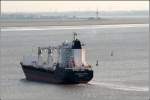 Die 2001 gebaute ELISABETH BOLTEN (IMO 9232204) fhrt am 28.04.2007 Weser aufwrts. Sie ist 127,33 m lang, 21,20 m breit und hat eine GT/BRZ von 10132. Heimathafen ist Monrovia in Liberia.