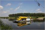 Die WESER FÄHRE SCHWERINGEN (ENI 04808520) ist die letzte verbliebene Weserfähre im Mittelweserbereich. Das aktuelle Fährschiff wurde 1999 auf der Schiffswerft Hermann Barthel in Derben an der Elbe gebaut. Es handelt sich um eine Hochseilfähre mit Kettenantrieb. Sie ist etwa 26 m lang, 8 m breit und hat eine max. Tragfähigkeit von 40 t. 04.09.2017