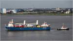 Die 2015 gebaute EEMSDRIFT HENDRIKA (IMO 9671486) steuert am 21.07.2017 mit Schlepperunterstützung den Fischereihafen Bremerhaven an. Sie ist 111,60 m lang und 16,80 m breit, hat eine GT/BRZ von 5.460 und eine DWT von 4.200 t. Heimathafen ist Delfzijl (Niederlande). Frühere Namen: SOUTHERN DAWN, ABIS ESBJERG.
