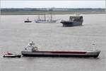 Die 2002 gebaute DRAIT (IMO 9195688) ist 89,40 m lang und 12 m breit, hat eine GT/BRZ von 2.218 und eine DWT von 3.650 t. Heimathafen ist Delfzijl (Niederlande). Früherer Name: Lydia. Bremerhaven, 24.05.2017.