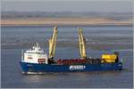 Die 2001 gebaute FAIRLANE (IMO 9153654) fährt Höhe Bremerhaven weseraufwärts. Dieses Schwerlastschiff ist 110,49 m lang und 20,85 m breit, hat eine GT/BRZ von 7.971 und eine DWT von 7.051 t. Heimathafen ist Rotterdam (Niederlande). 24.03.2020