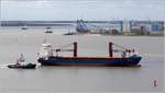 Die 2008 gebaute BBC DART (IMO 9360207) hat die Geestemündung mit Schlepperunterstützung verlassen und nimmt Kurs auf die Nordsee. Sie ist 119,84 m lang und 20 m breit, hat eine GT/BRZ von 7.223, eine DWT von 7.969 t und könnte auch 516 TEU transportieren. Heimathafen ist St. John's (Antigua and Barbuda). Frühere Namen: JOHANN J, INDUSTRIAL DART. 31.08.2020