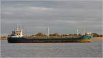 Die 2012 gebaute WILSON LIMERICK (IMO 9617301) liegt in der Weser auf Blexen Reede. Sie ist 89,88 m lang und 12,91 m breit, hat eine GT/BRZ von 2.589 und eine DWT von 3.812 t. Heimathafen ist Limassol (Zypern). Früherer Name: RMS BREMEN. 16.10.2010
