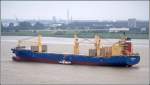 Die 2002 gebaute HYUNDAI JUMBO (IMO 9235983) am 29.06.2007 Weser aufwrts fahrend. Sie ist 192,90 m lang, 27,80 m breit und hat eine GT von 23132. Heimathafen ist Majuro auf den Marshall Islands. Frhere Namen: CCNI MAGALLANES, CAPE DYER