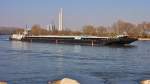 MSS  Muflon 5  (09448014) aus Bratislava/SK mit GSL  DE-16248  (33001176) auf Talfahrt bei Pleinting/Donau. 12.03.2014