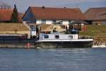 GMS  Ilaria  (04005440) aus Regensburg/D auf Bergfahrt bei Niederalteich/Donau. 12.03.2014