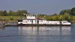 Schubschiff  Uhu  aus Irlbach/D (05700120) auf der Donau bei Winzer. 08.09.2014