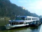 MS Stadt-Linz liegt zur Renovierung in Passau; 080319