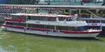 Passagierschiff WIEN, ENI 04607700, Flagge �sterreich, L 36,36 m, B 9,20 m, gebaut 1998 von der Luxwerft in Mondorf, fr�her Name ANJA, Rederei DDSG, aufgenommen in Wien am Anleger beim Schwedenplatz. 09.05.2026