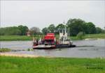 Autofhre auf der Elbe bei Sandau - 21.05.05  