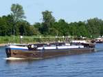 Binnentankschiff INGEBORG, Bremen, (04024150) L: 80m, B: 8,20m, 1.222to, die Elbe abwrts Richtung Hamburg auf dem Unteren Schleusenkanal Geesthacht; 03.06.2010
