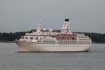 31.07.2010 Die Astor (IMO 8506373) auf der Elbe, höhe Wedel, Richtung Hamburger Hafen zu den Cruise Days 2010.