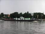 LR BESKYDY (Beskiden), Praha (Prag), der letzte Heckradschlepper auf der Elbe, hier bei Dresden-Blasewitz / -Loschwitz zu Tale; 11.08.2010  