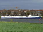 Kreuzfahrtschiff  River Allegro , Hamburg (ex MS DRESDEN Reederei Deilmann) liegt am 08.04.2011 am linken Ufer der Elbe in Dresden  