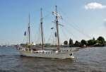 Dreimast-Segelschoner  Mare Frisium  auf der Elbe querab HH-Altona - 12.07.2013