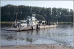 Mit der Gierfhre Rbel kann man die Elbe zwischen Havelberg und Werben berqueren. Eine Gierfhre nutzt die Wasserstrmung fr die berquerung des Flusses. Die Fhre Rbel kann bei Hochwasser allerdings auch mit Motorkraft betrieben werden. Aufnahmedatum: 24.09.2007