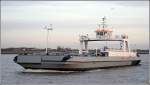 Die Elbfhre ERNST STURM hat den Anleger in Glckstadt verlassen und nimmt Kurs auf Wischhafen. Aufnahmedatum: 24.11.2007