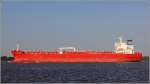 Die 2012 gebaute NAVE ATRIA (IMO 9459060) fährt am 03.09.2014 Höhe Stadersand die Elbe abwärts. Dieser Tanker ist 175,5 m lang, 32 m breit, hat eine GT/BRZ von 30.052 und eine DWT von 49.992 t. Heimathafen ist Panama.