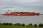 OOCL MONTREAL , Containerschiff , IMO 9253739 , Baujahr 2003 , 294 x 32 m , 4402 TEU ,  Lühe 14.06.2015