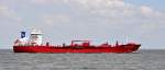 GOLFSTRAUM (Chemie-/Ölproduktefrachtschiff, Norwegen, IMO: 9390991) elbaufwärts (Cuxhaven, 26.05.2014).