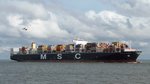 Containerschiff  MSC Laureen  vor Cuxhaven, 10.9.2015