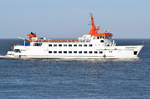 SPIEKEROOG  II , Fahrgastschiff , IMO  8024143 , Baujahr 1981 , 48 x 9m , 16.03.2017 Cuxhaven