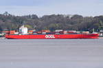 OOCL MONTREAL , Containerschiff , IMO 9253739 , Baujahr 2003 , 4402 TEU , 2194 x 32m , 14.04.2017 Sperrwerk Cranz
