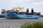 MARCHEN MAERSK , Containerschiff , IMO 9632143 , Baujahr 2015 , 18270 TEU , 399 × 59m 18.04.2017 Grünendeich